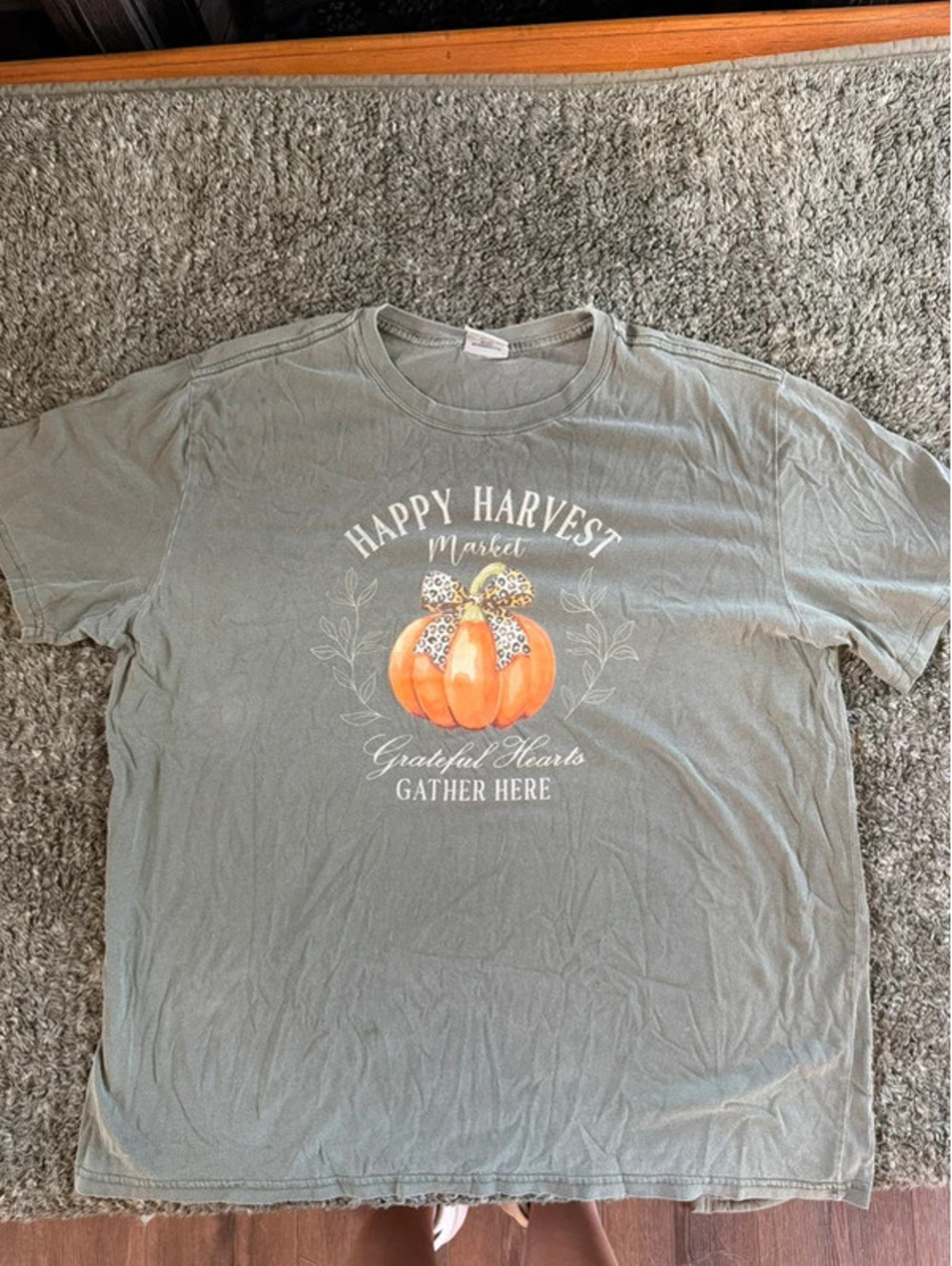 State of Mine X-Large Green Happy Harvest Market Graphic T-Shirt
